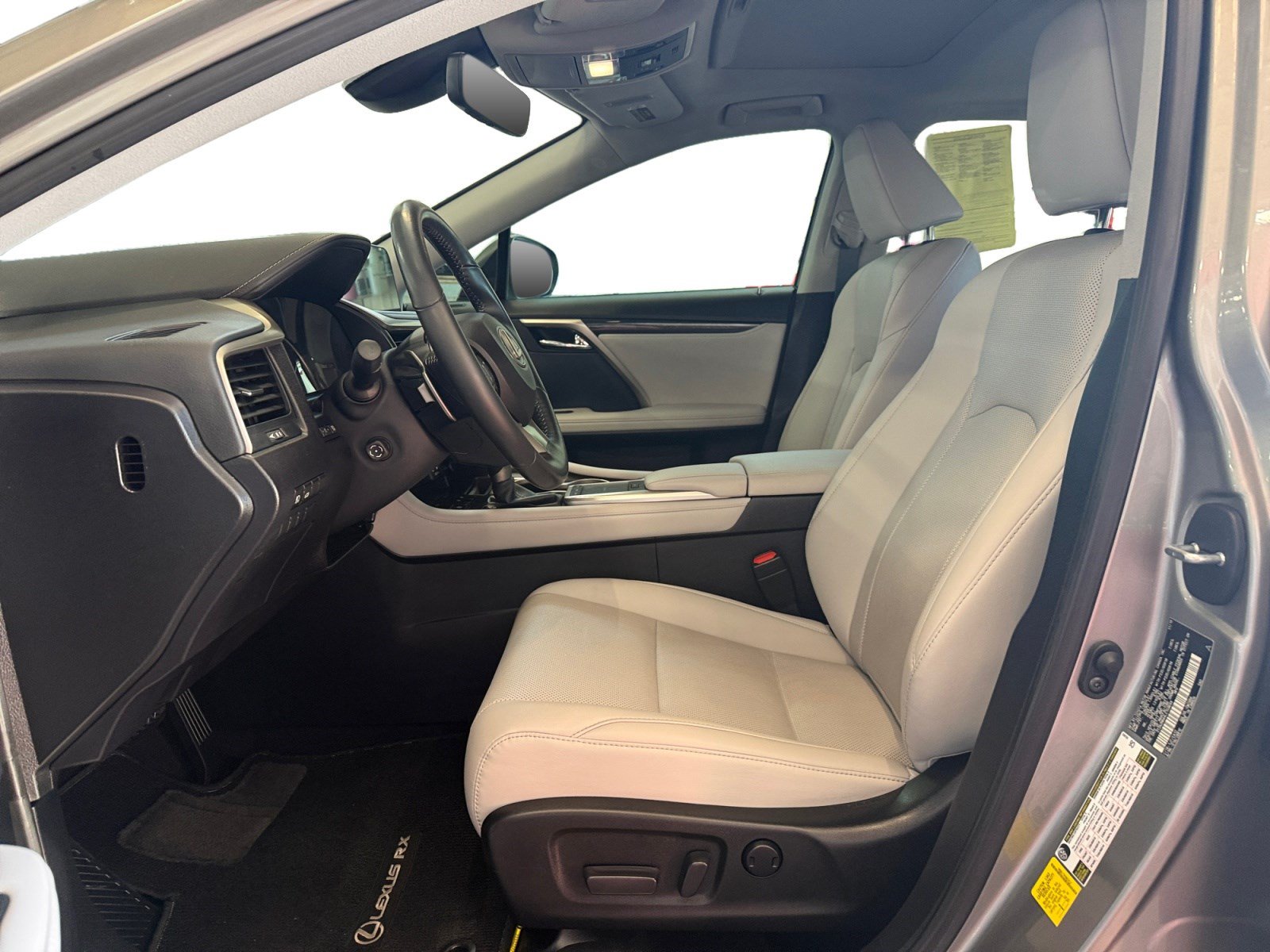 Used 2020 Lexus RX 350 FWD w/ Accessory Package image 10
