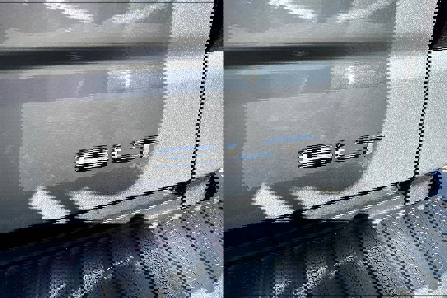 Used 2024 GMC Sierra 1500 SLT image 16