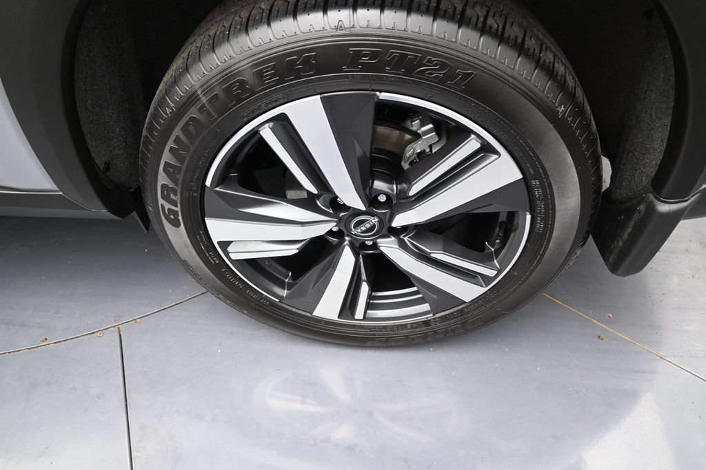 Used 2025 Nissan Rogue SL w/ SL Premium Package AWD/4WD image 21