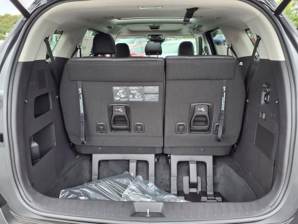 New 2026 Kia Carnival SX w/ SX Dark Edition Package image 15