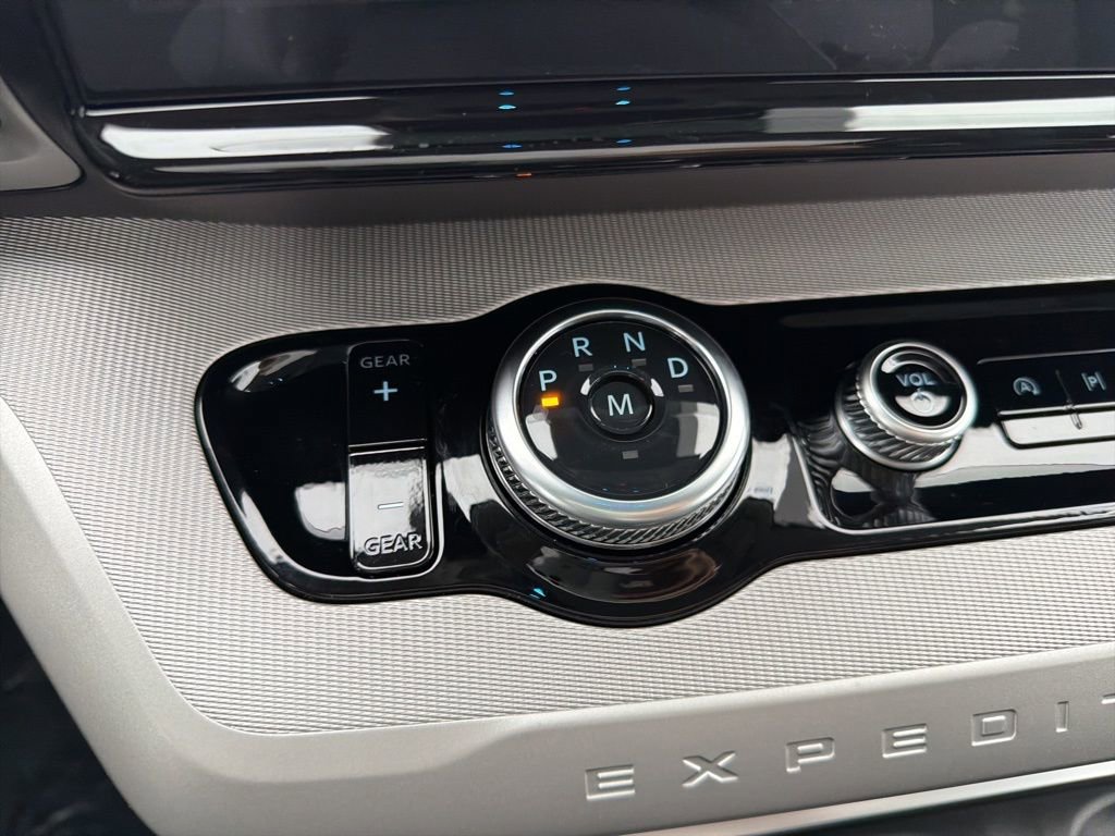 New 2025 Ford Expedition Max Active image 35