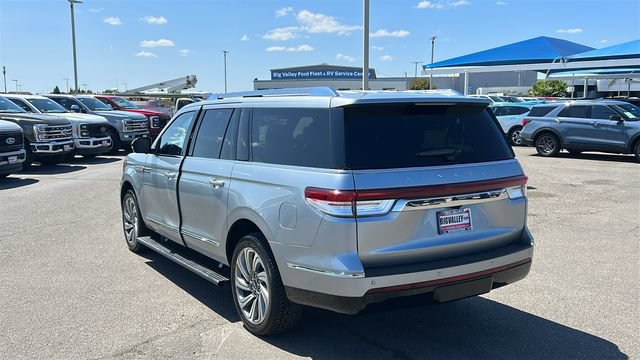 Used 2022 Lincoln Navigator L Reserve AWD/4WD image 5