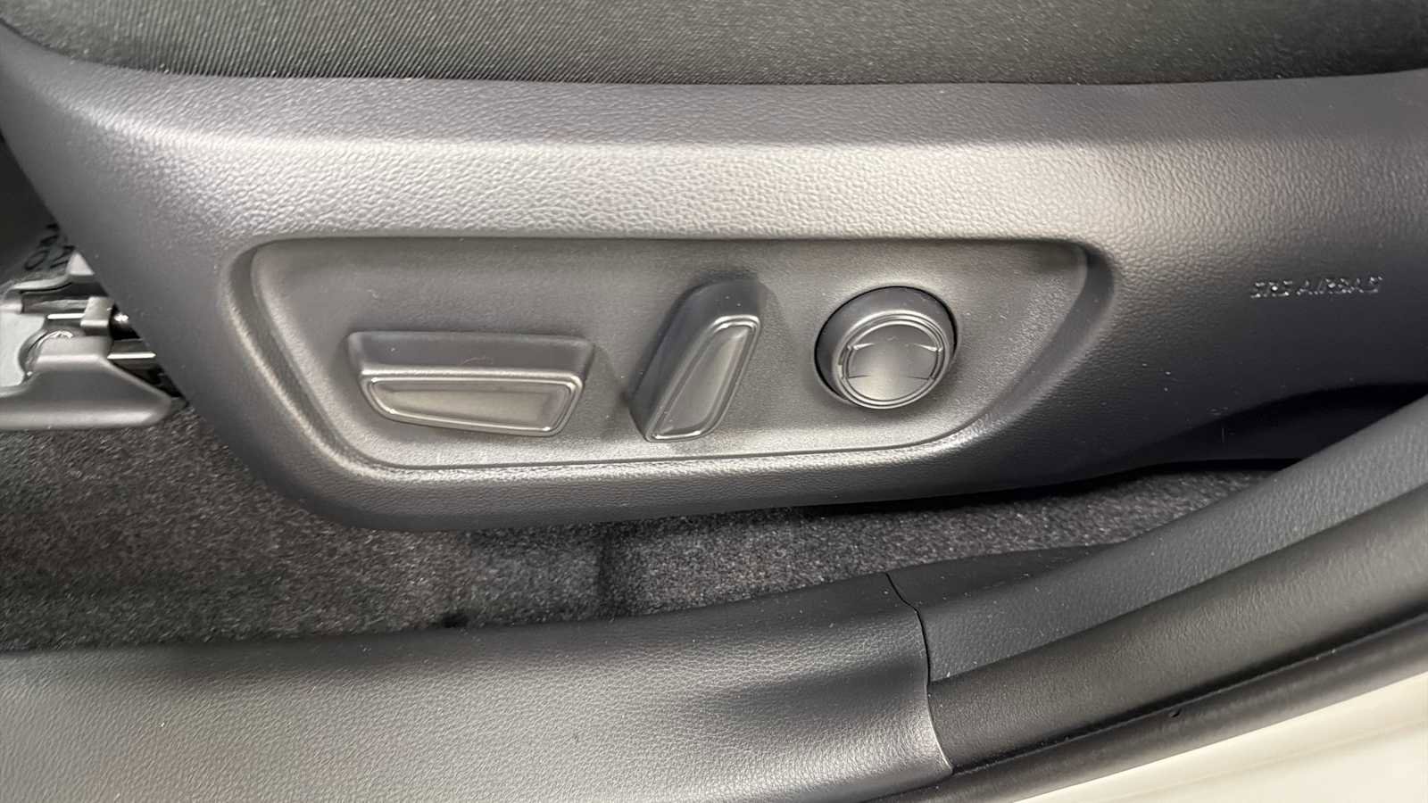 New 2026 Toyota RAV4 SE image 14