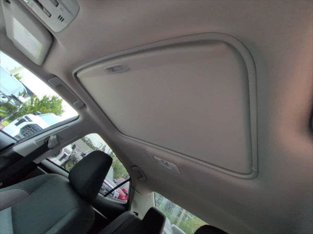 Certified 2017 Toyota Corolla LE w/ LE Premium Package w/Moonroof FWD image 19