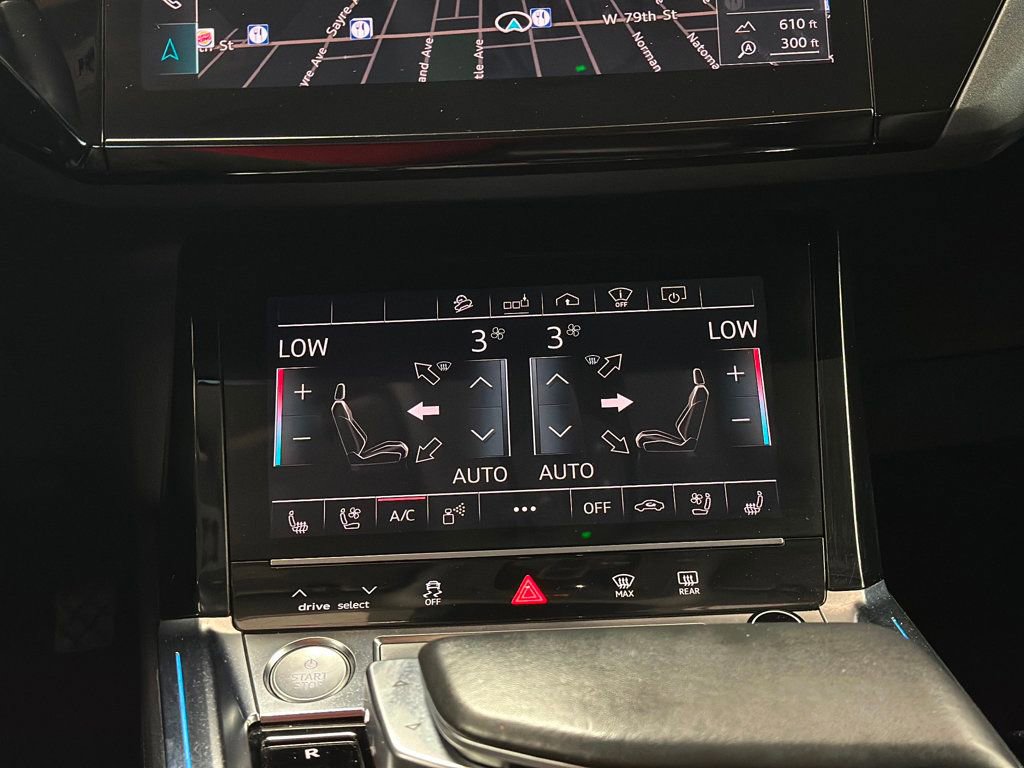 Used 2019 Audi e-tron Prestige w/ Prestige Package image 50