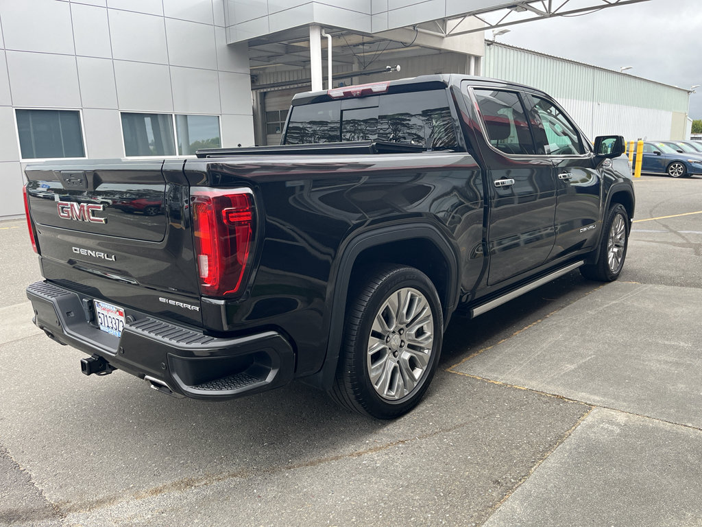 Used 2021 GMC Sierra 1500 Denali w/ Denali Ultimate Package AWD/4WD image 23