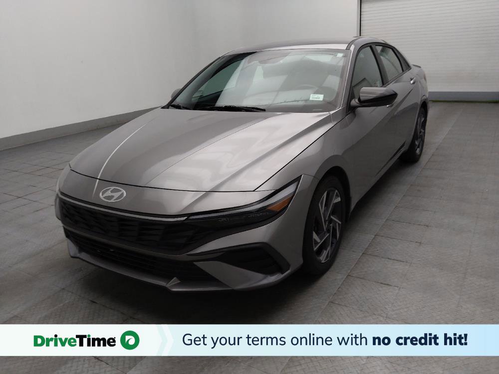 Used 2025 Hyundai Elantra Sport FWD image 1