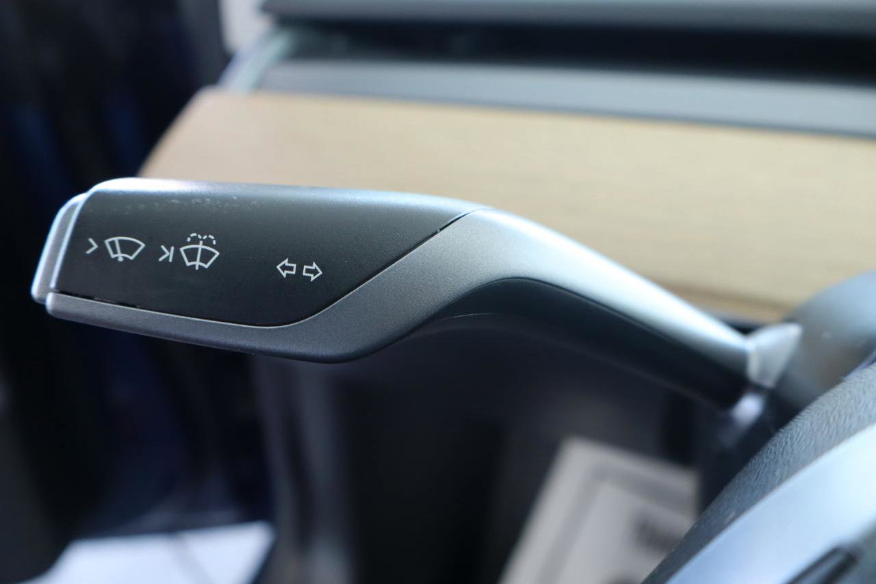 Used 2019 Tesla Model 3 Mid Range image 21