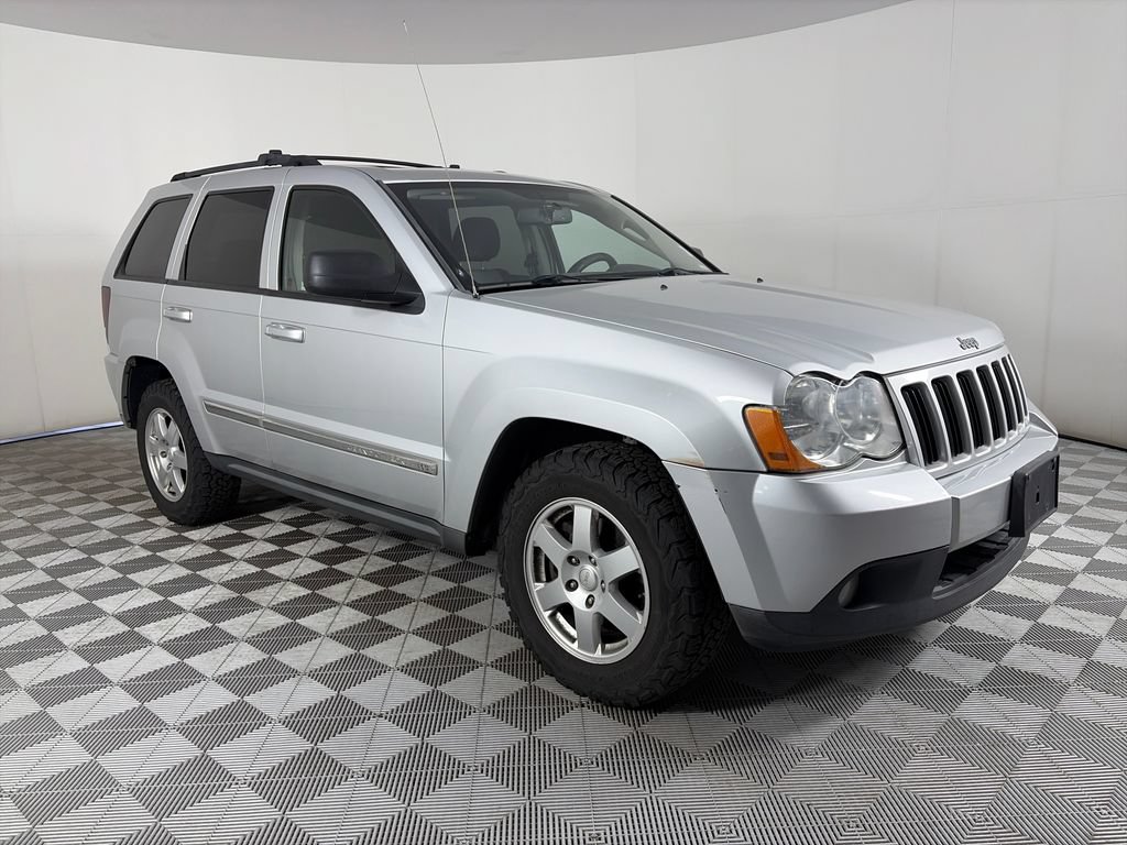 Used 2010 Jeep Grand Cherokee Laredo AWD/4WD image 1