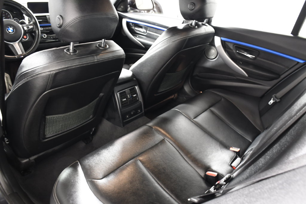Used 2018 BMW 340i xDrive Sedan AWD/4WD image 26