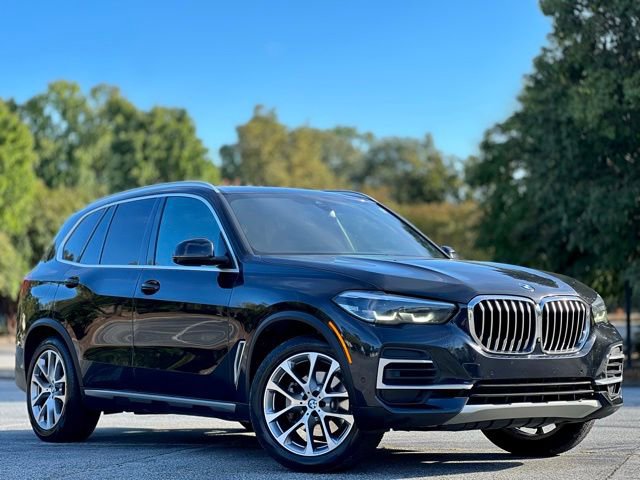 Used 2022 BMW X5 sDrive40i w/ Parking Assistance Package image 3