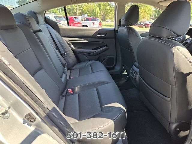 Used 2024 Nissan Altima 2.5 SL FWD image 16