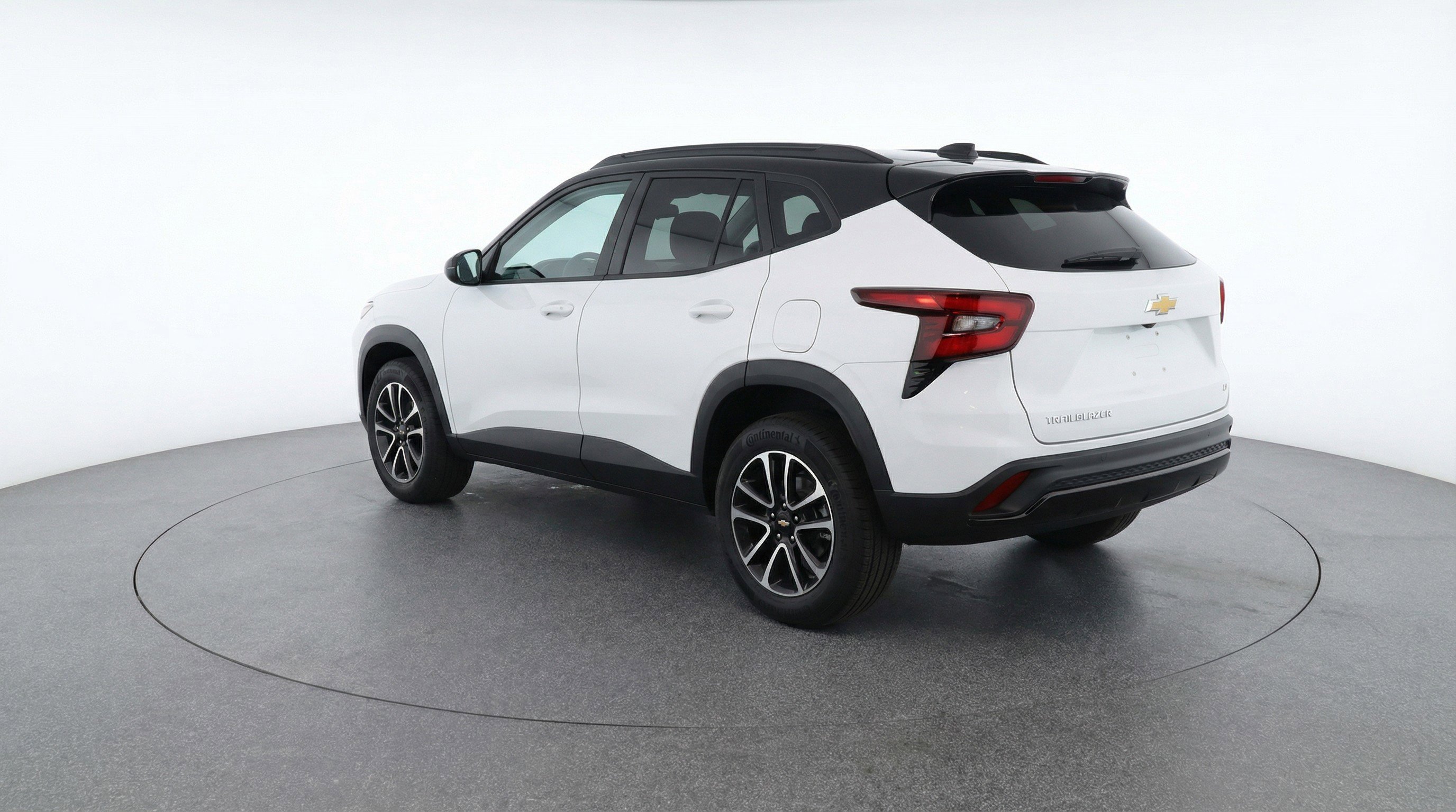 Used 2025 Chevrolet TrailBlazer LT image 6