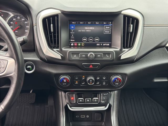 Used 2021 GMC Terrain SLE w/ Driver Convenience Package FWD image 19