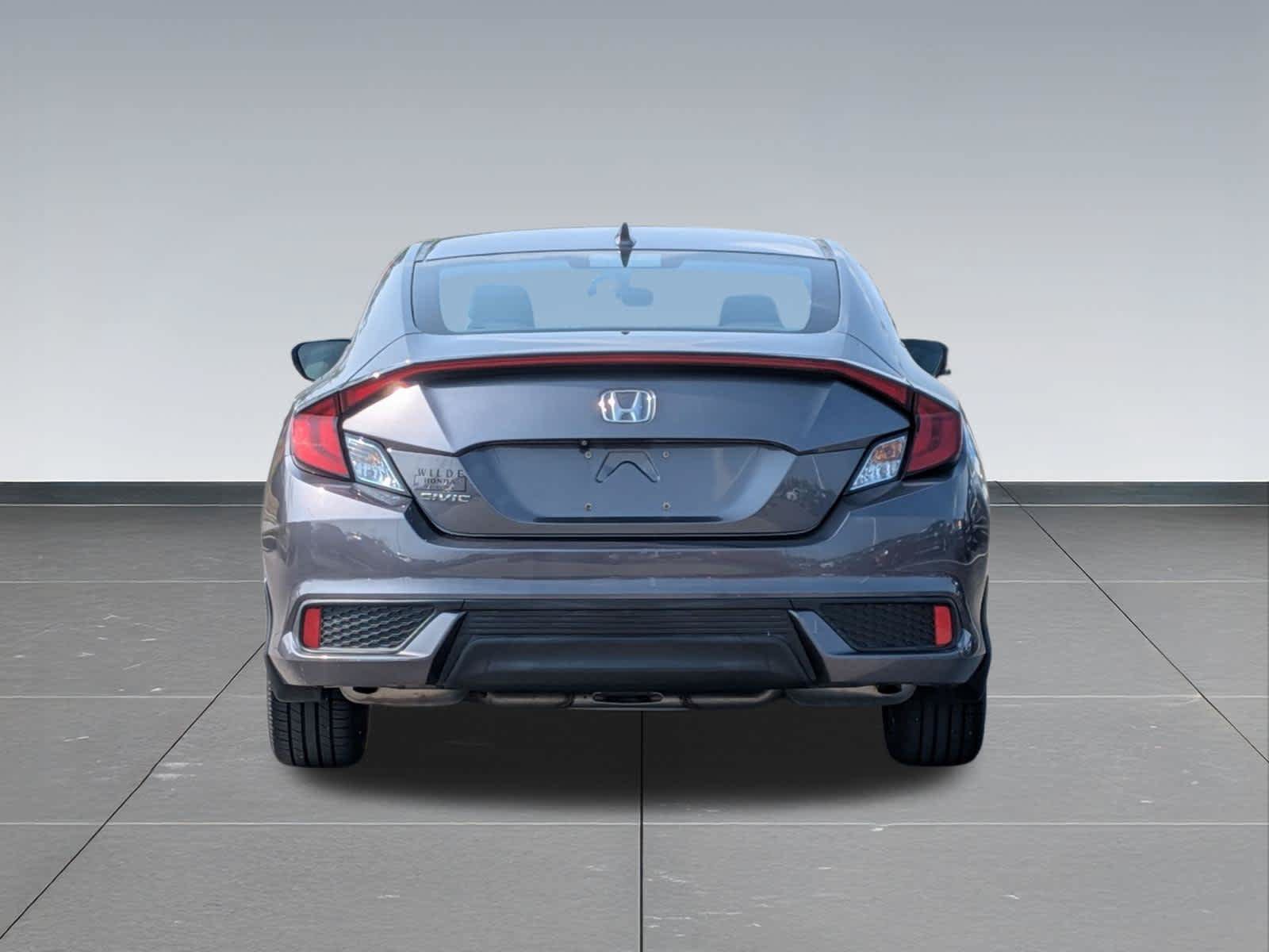 Used 2017 Honda Civic EX-T image 4