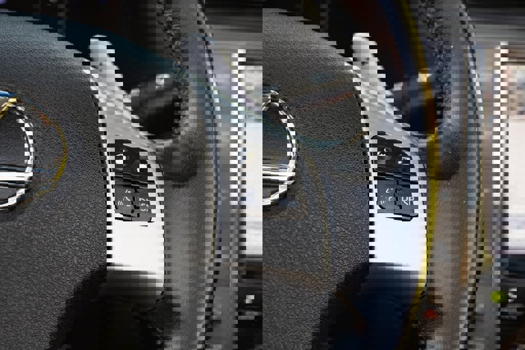 Used 2012 Lexus IS 350C RWD image 27