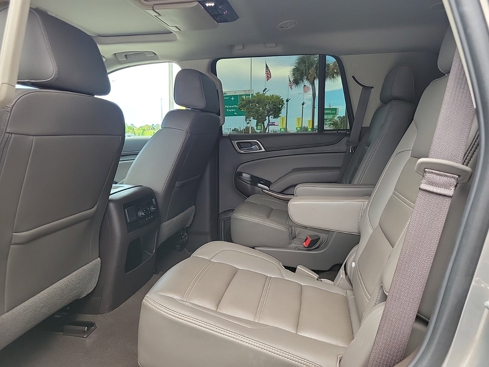 Used 2019 GMC Yukon Denali w/ Denali Ultimate Package image 16