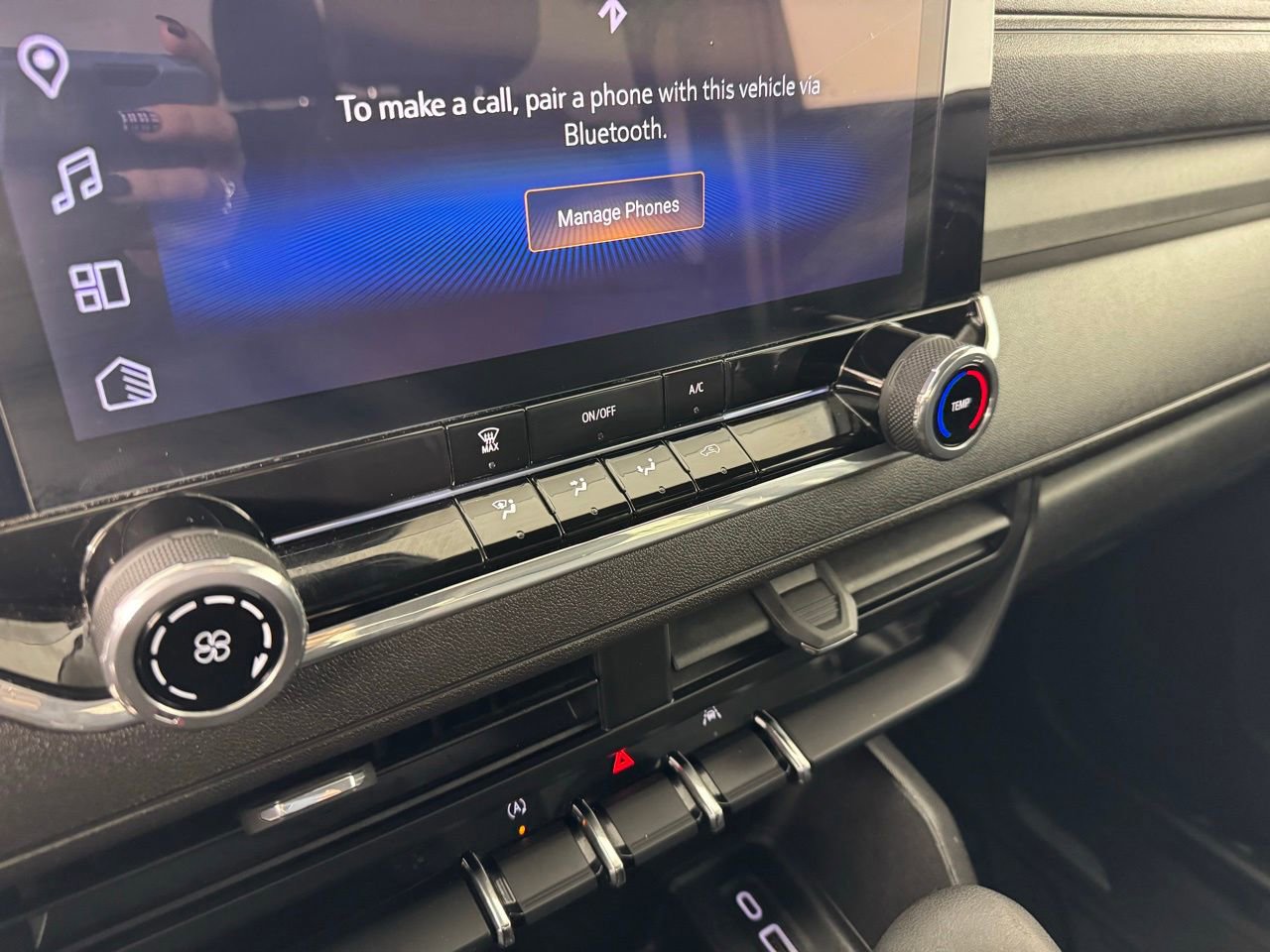 Used 2024 Chevrolet Colorado W/T image 18