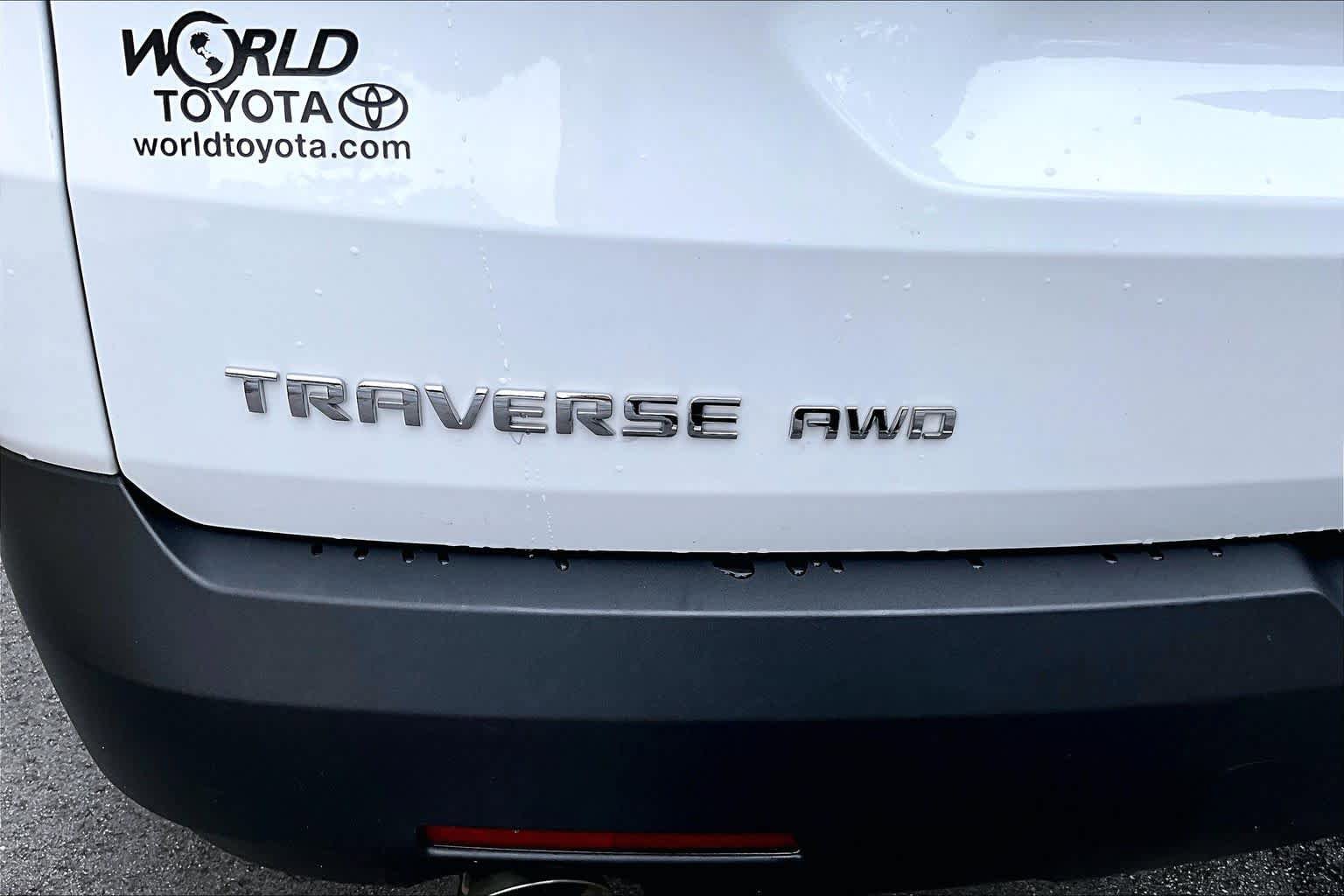Used 2023 Chevrolet Traverse LT AWD/4WD image 30