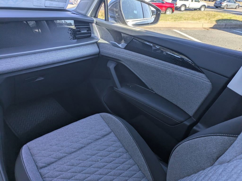 New 2026 Volkswagen Tiguan S image 17