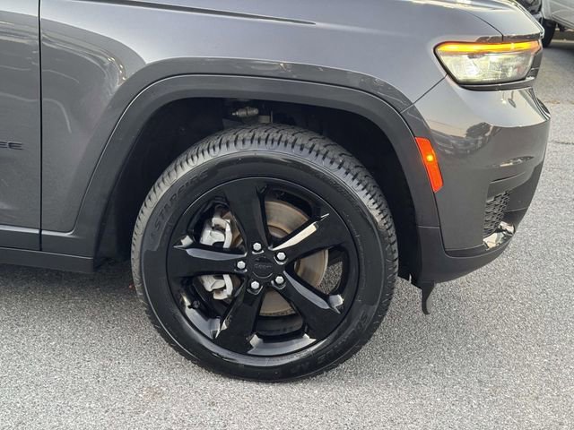 Used 2022 Jeep Grand Cherokee L Laredo image 8