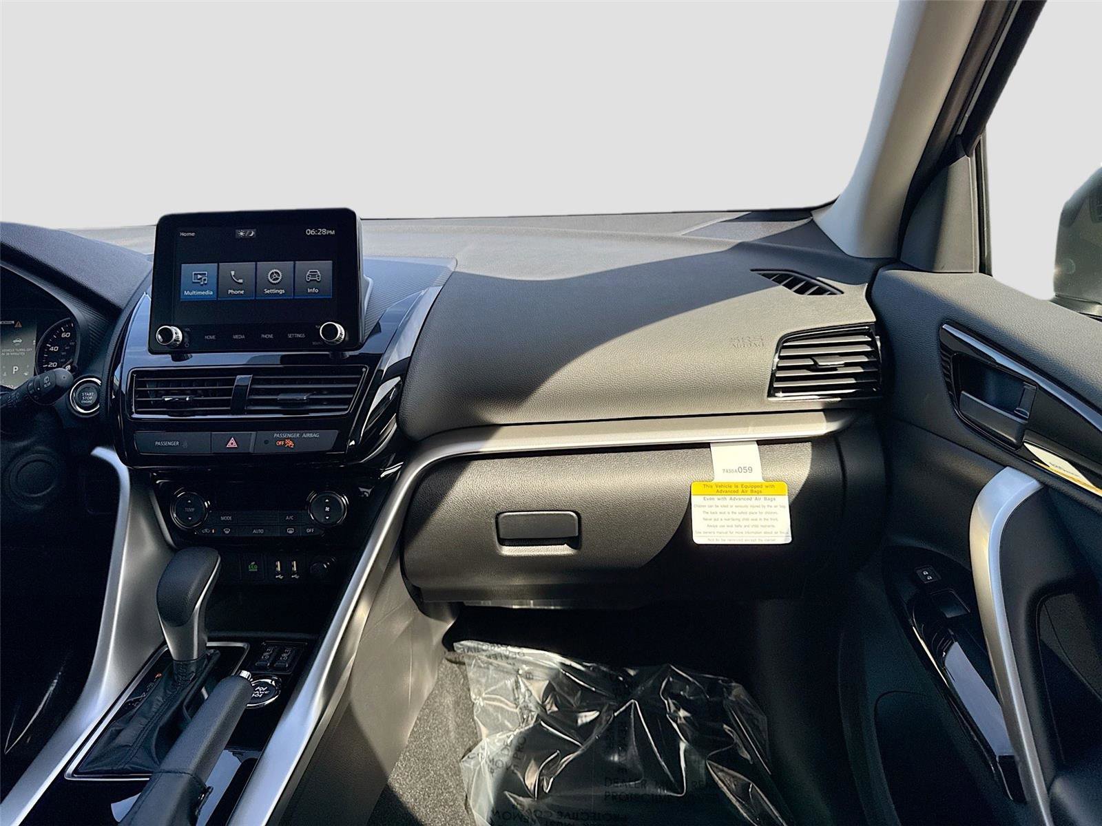 New 2026 Mitsubishi Eclipse Cross LE AWD/4WD image 21