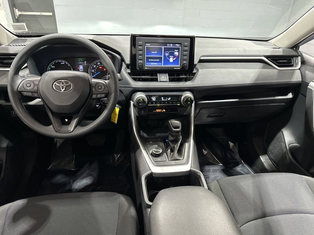 Certified 2022 Toyota RAV4 LE image 7