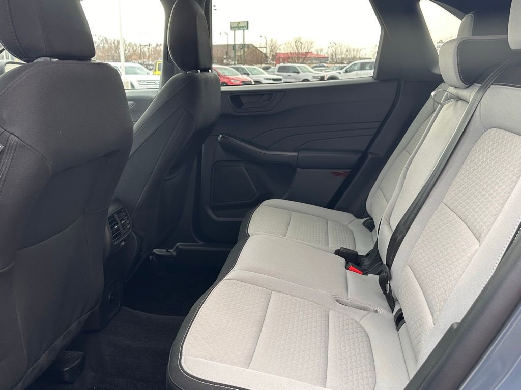 Used 2025 Ford Escape Active w/ Tech Pack #1 AWD/4WD image 14
