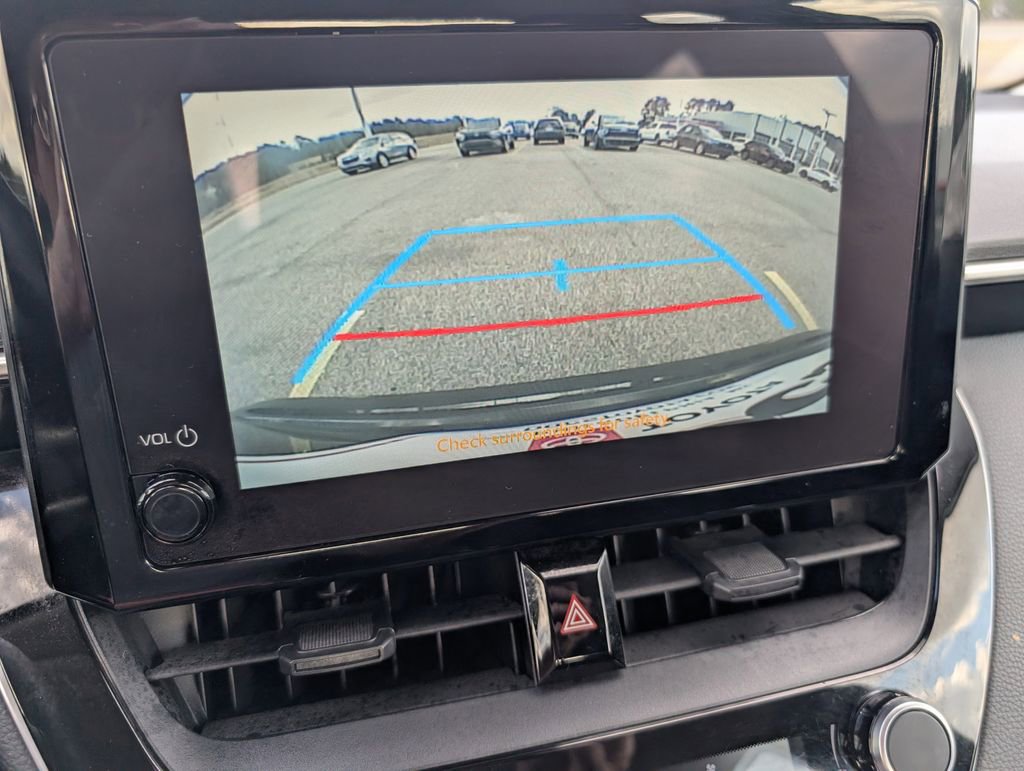 Used 2023 Toyota Corolla LE image 14