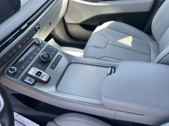 Used 2025 Hyundai Palisade SEL FWD image 13
