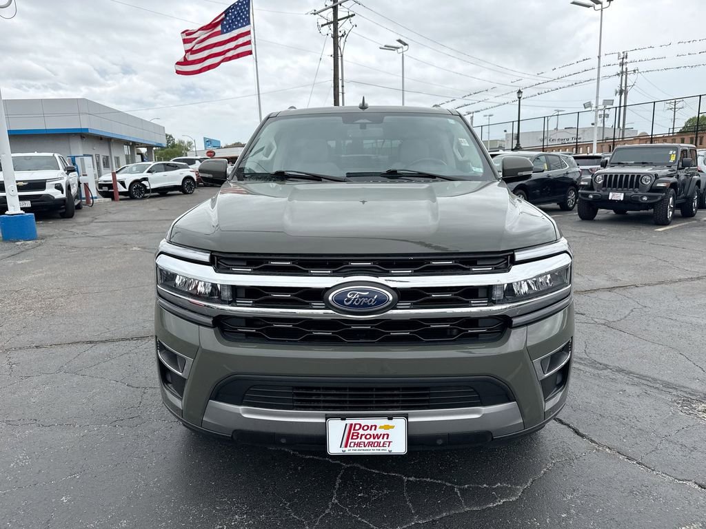 Used 2024 Ford Expedition Limited image 31