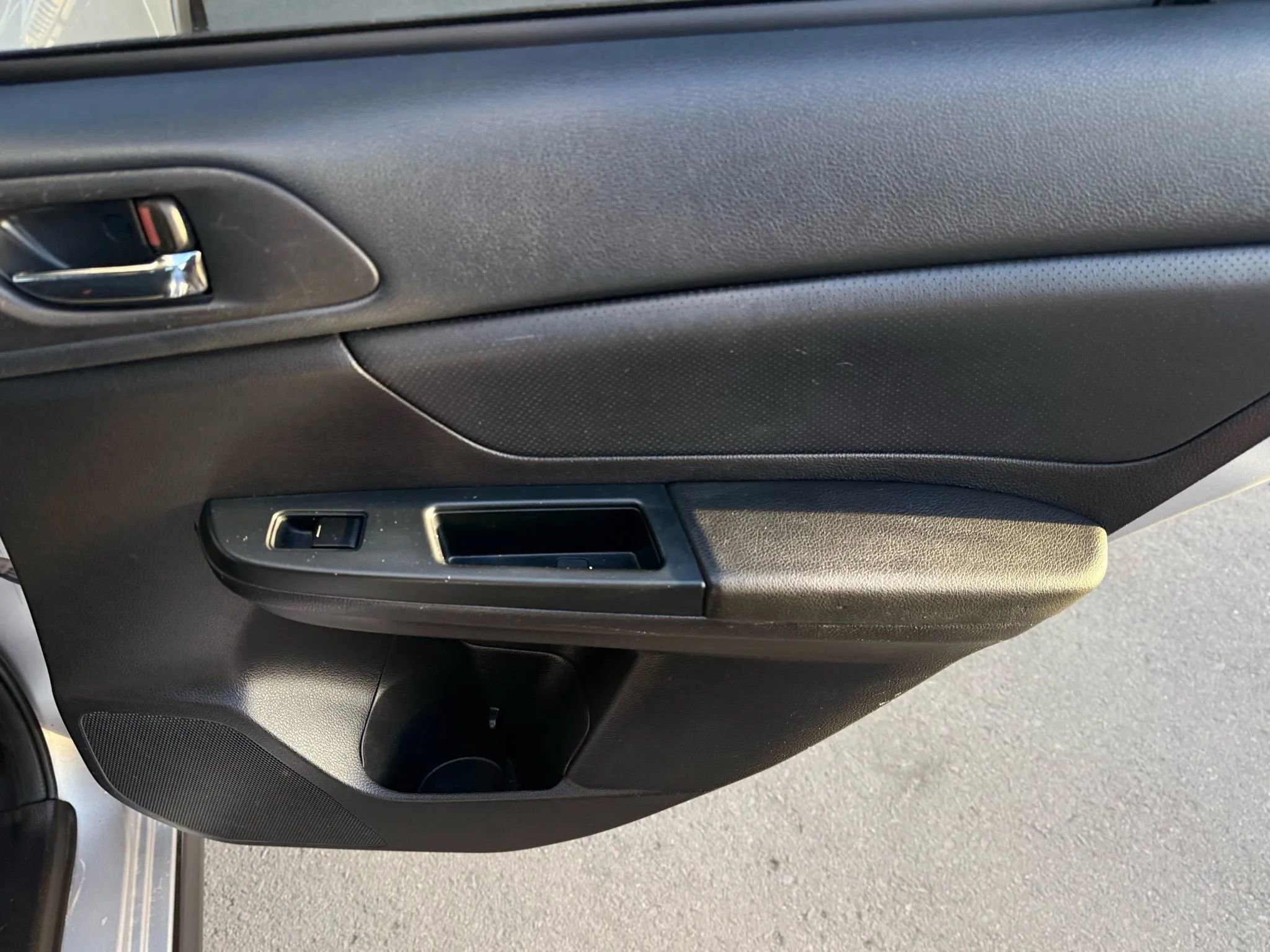 Used 2014 Subaru Crosstrek 2.0i Limited image 19