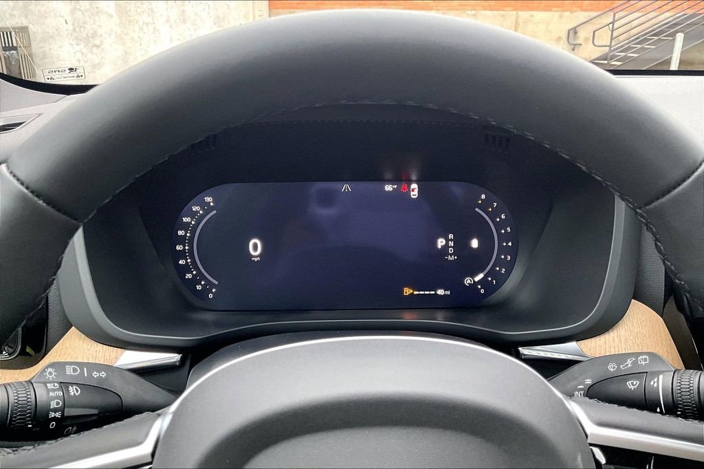 New 2026 Volvo XC60 B5 Plus w/ Protection Package Premier AWD/4WD image 26