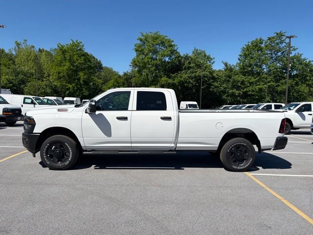 New 2026 RAM 3500 Tradesman AWD/4WD image 4