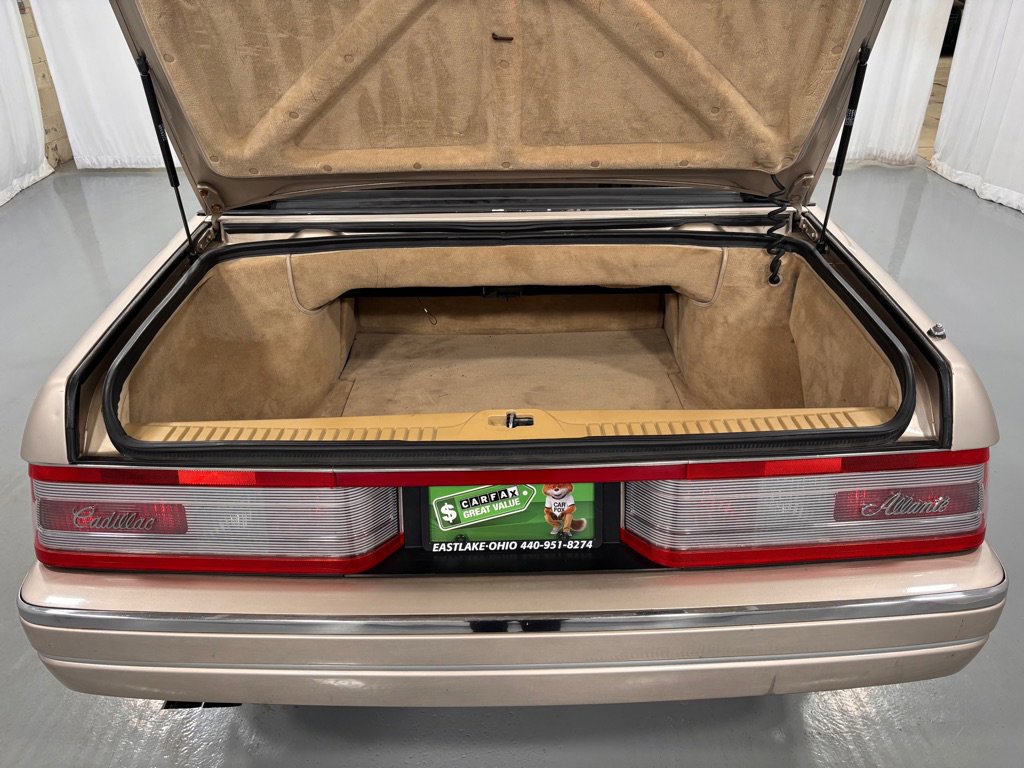 Used 1993 Cadillac Allante image 21