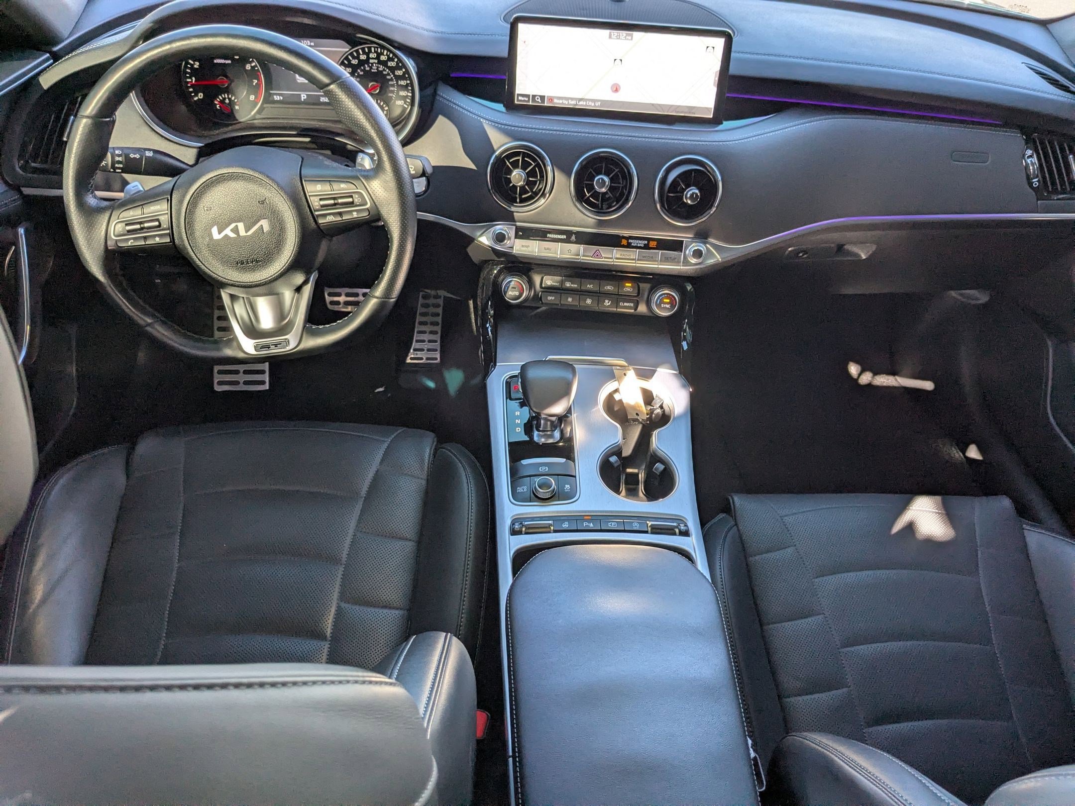 Used 2023 Kia Stinger GT2 image 29