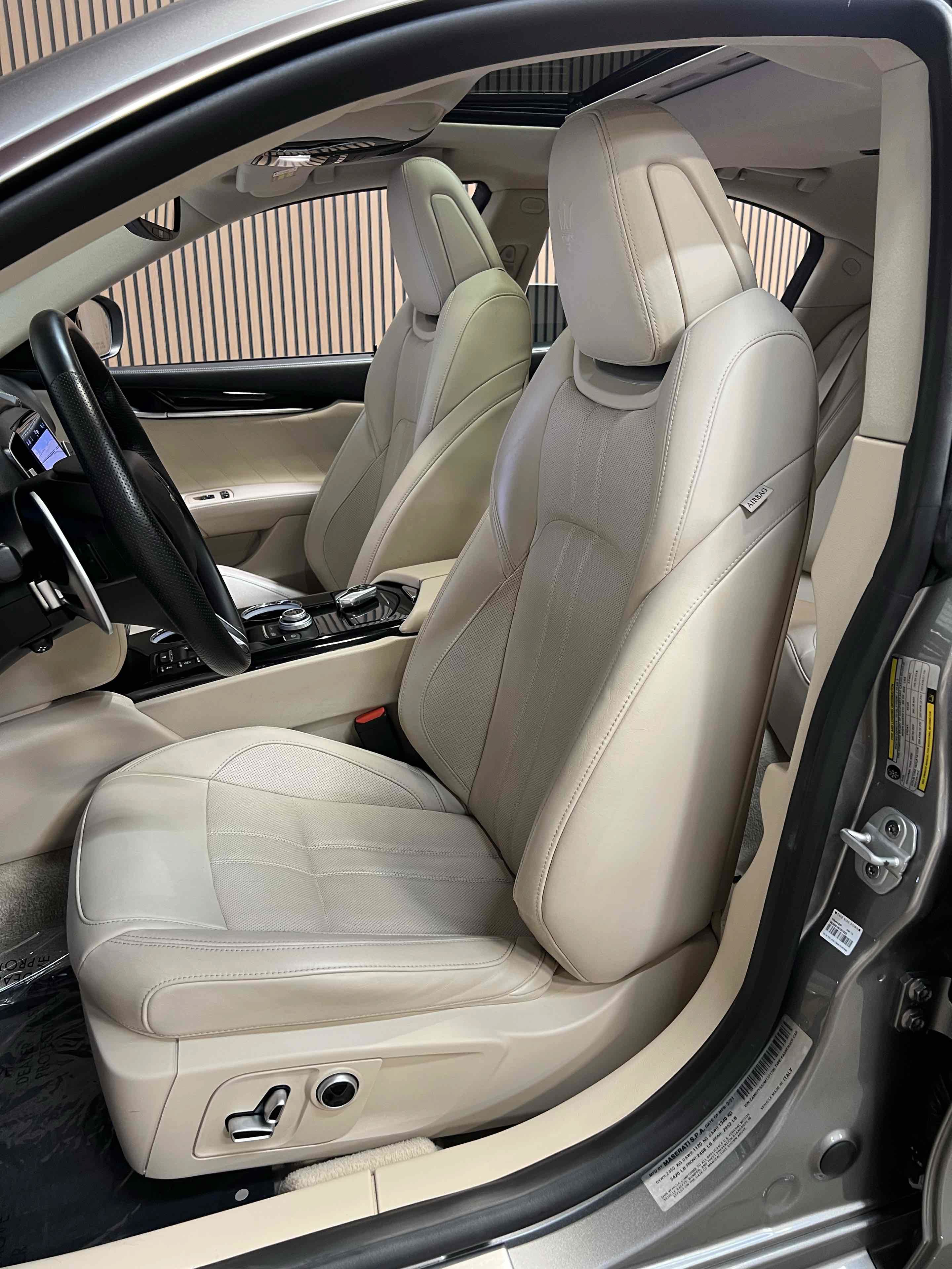 Used 2021 Maserati Ghibli S GranSport RWD image 43