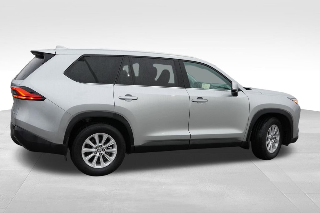 Used 2024 Toyota Grand Highlander XLE image 6
