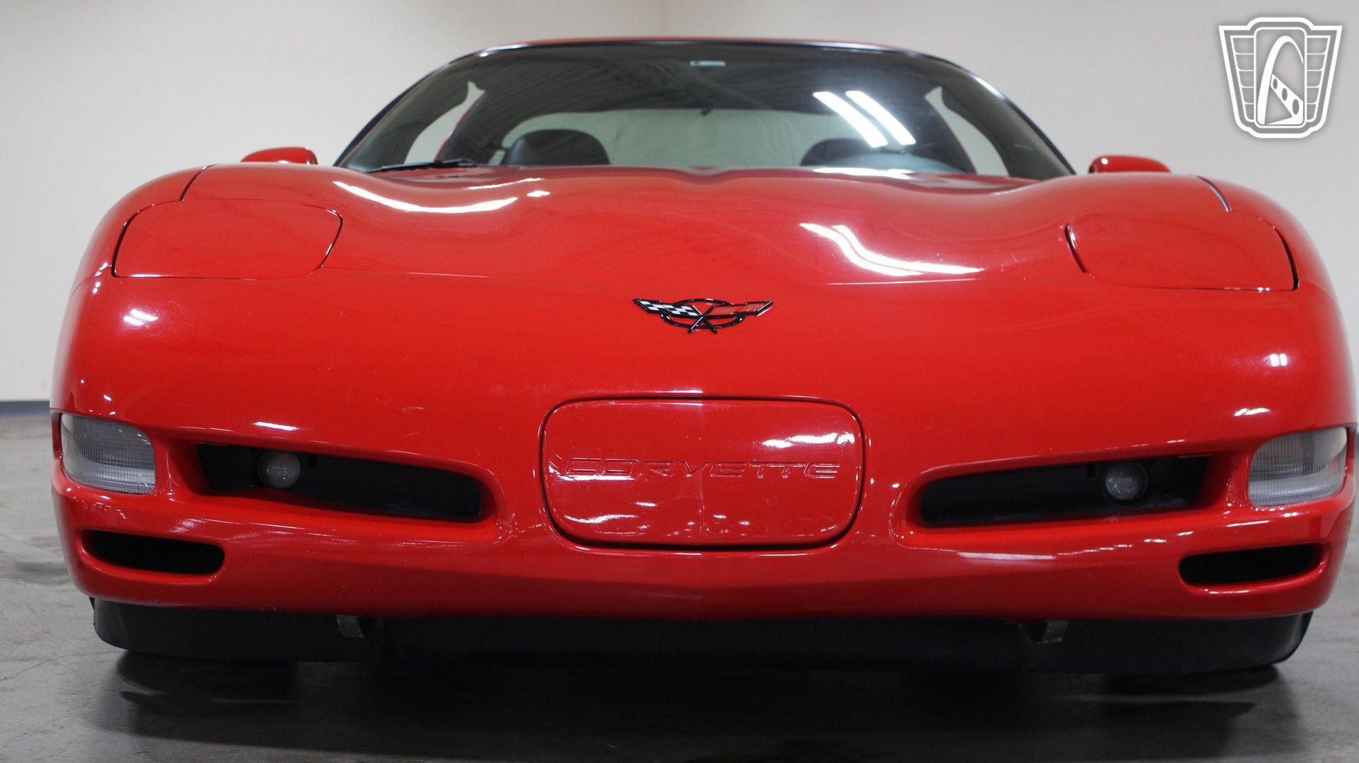 Used 1998 Chevrolet Corvette Coupe w/ Roof Pkg RWD image 3