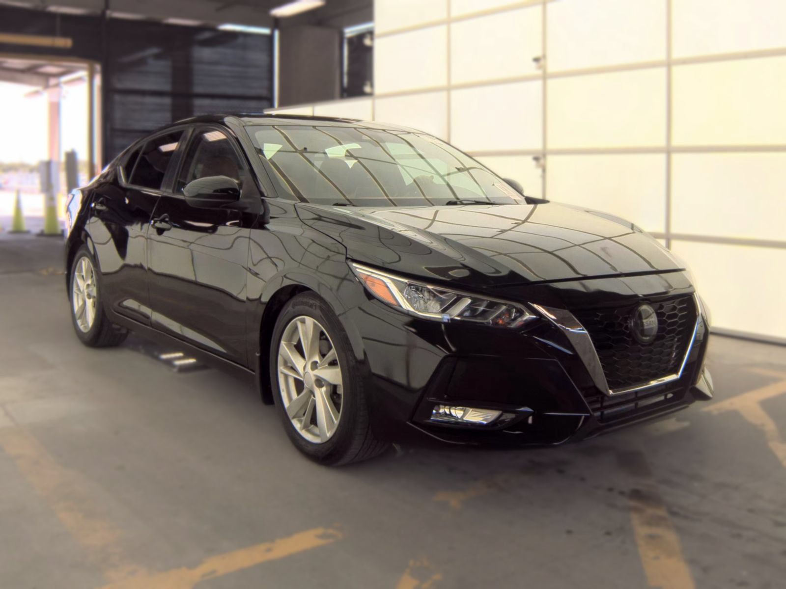 Used 2022 Nissan Sentra SV w/ SV Premium Package FWD video 2