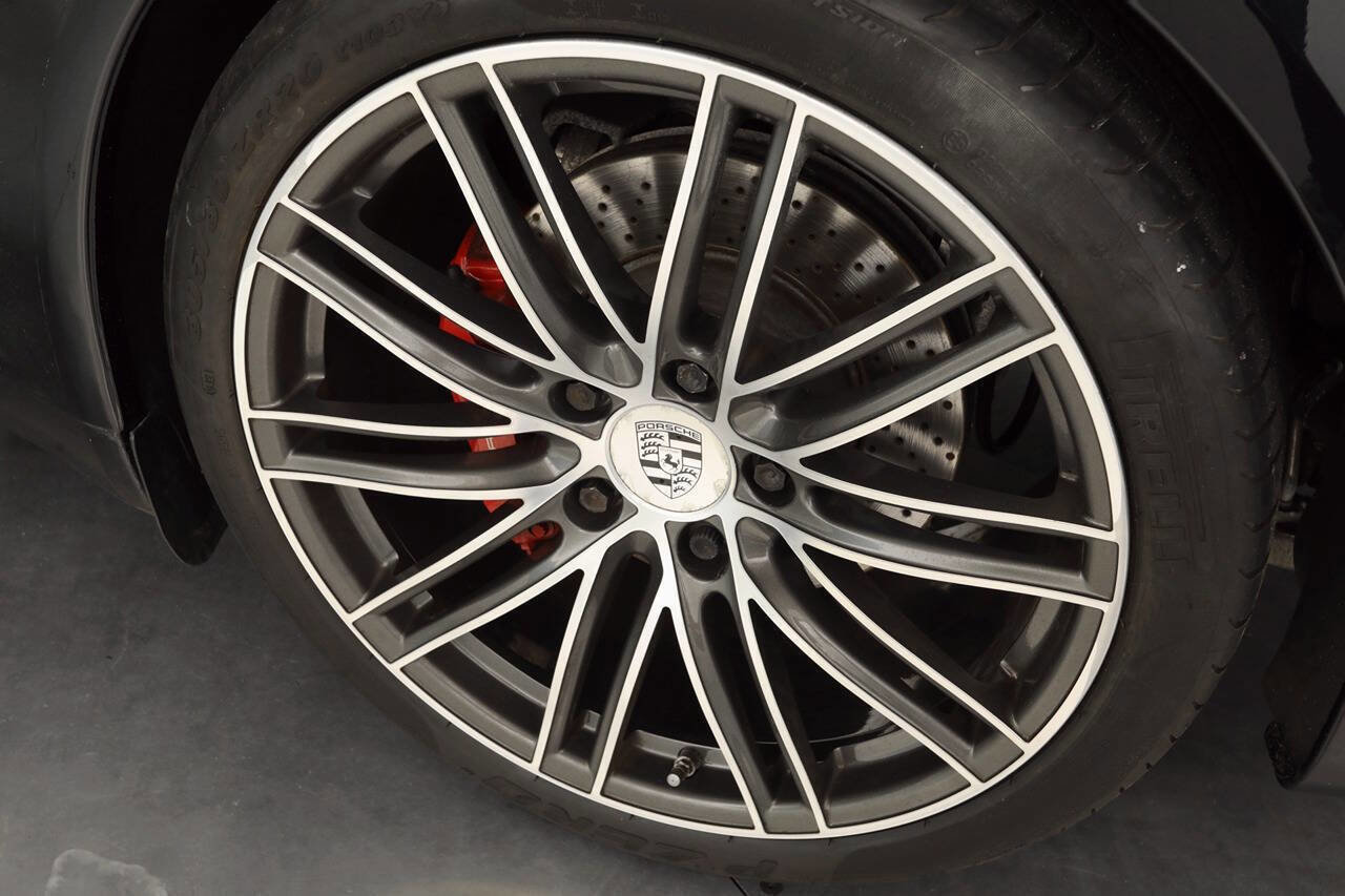 Used 2017 Porsche 911 Carrera S RWD image 45