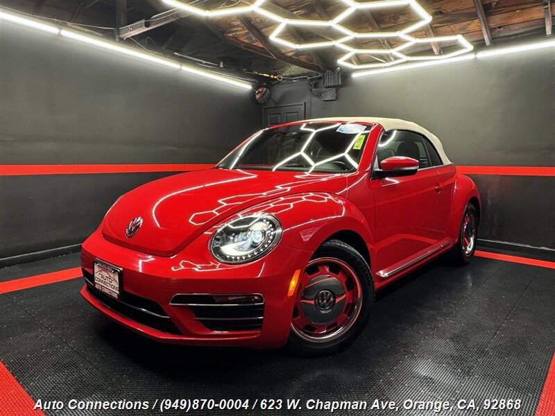 Used 2018 Volkswagen Beetle 2.0T Coast w/ Coast Lighting Package FWD image 2