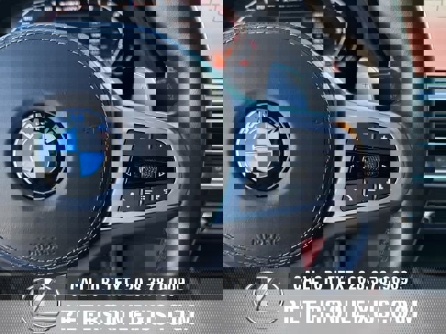 Used 2022 BMW X6 M50i w/ Premium Package image 27