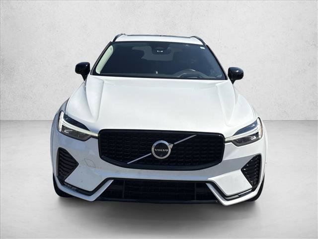 Used 2024 Volvo XC60 B5 Ultimate w/ Protection Package Premier AWD/4WD image 2