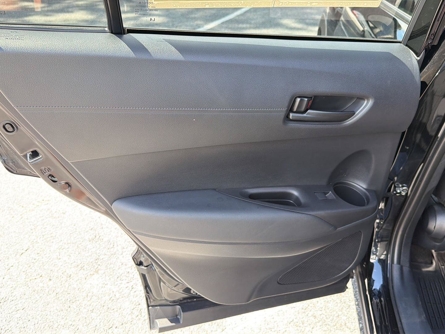 Used 2025 Toyota Corolla Cross AWD Hybrid image 17