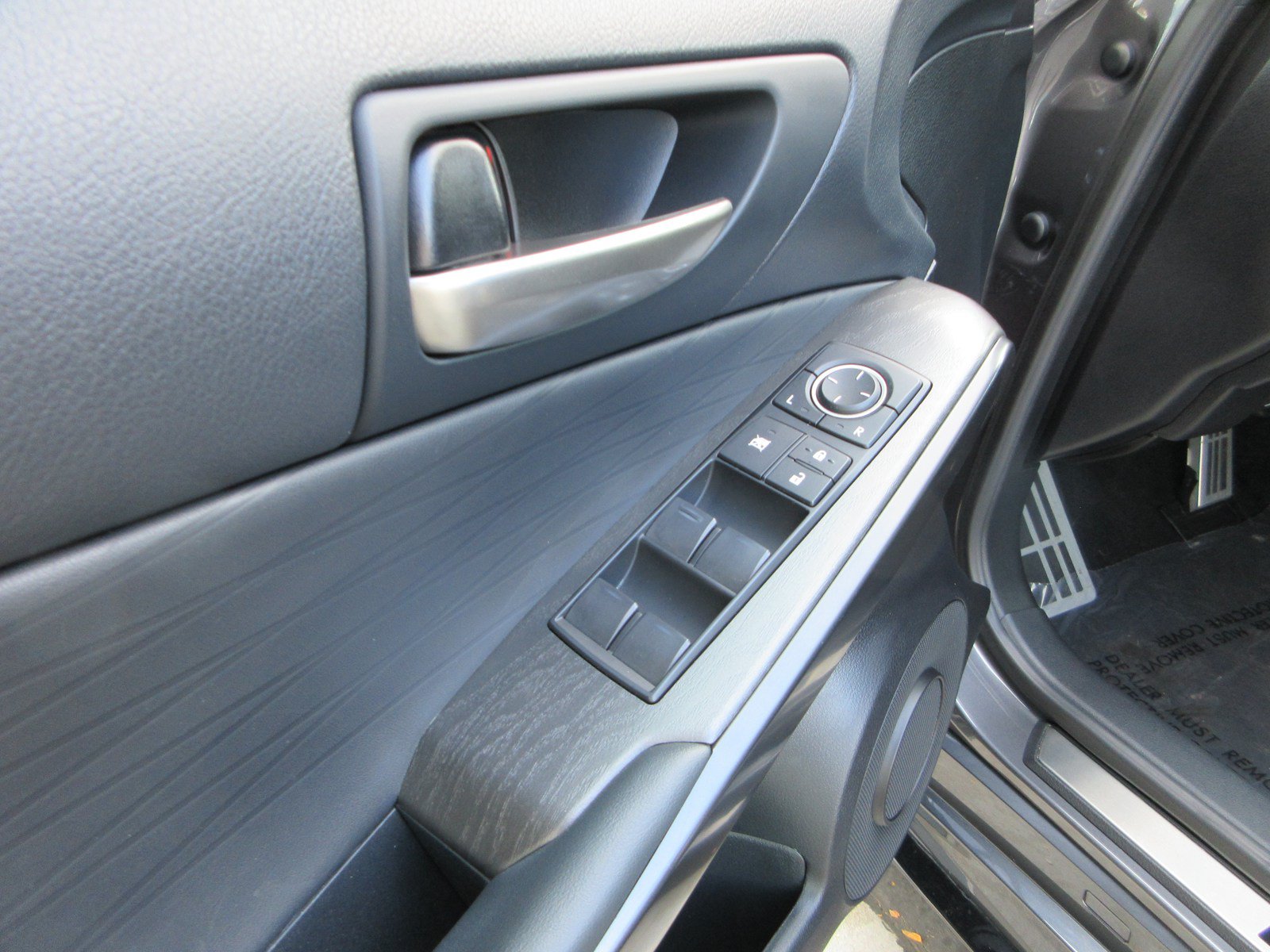Used 2021 Lexus IS 350 F Sport w/ Dynamic Handling Package AWD/4WD image 30