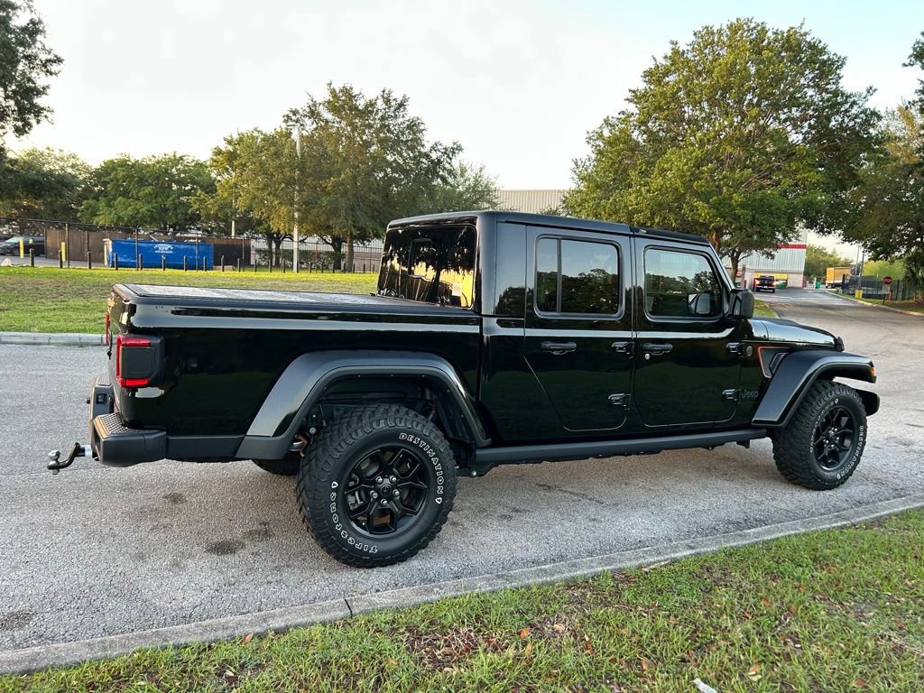 Used 2024 Jeep Gladiator Sport image 5