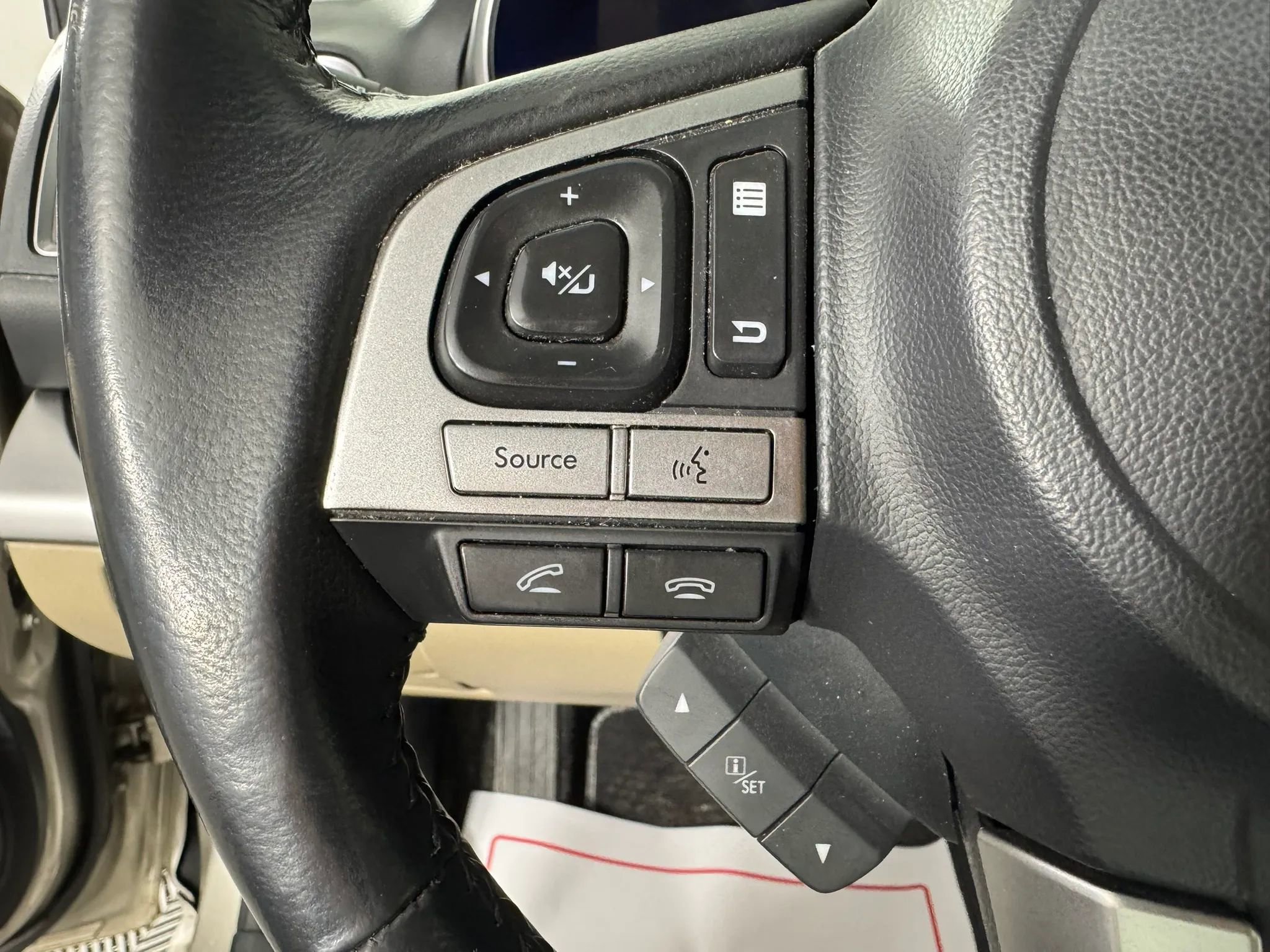 Used 2015 Subaru Legacy 2.5i Limited image 15