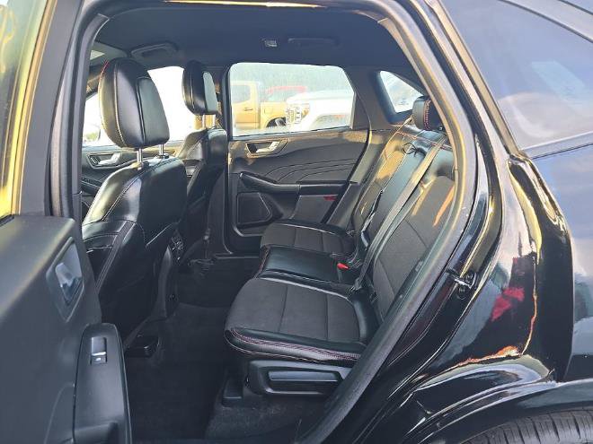 Used 2024 Ford Escape ST-Line FWD image 11