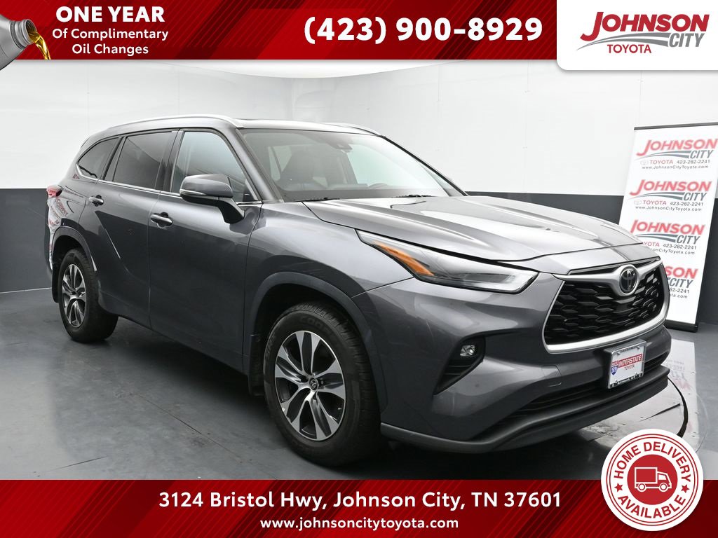 Used 2022 Toyota Highlander XLE